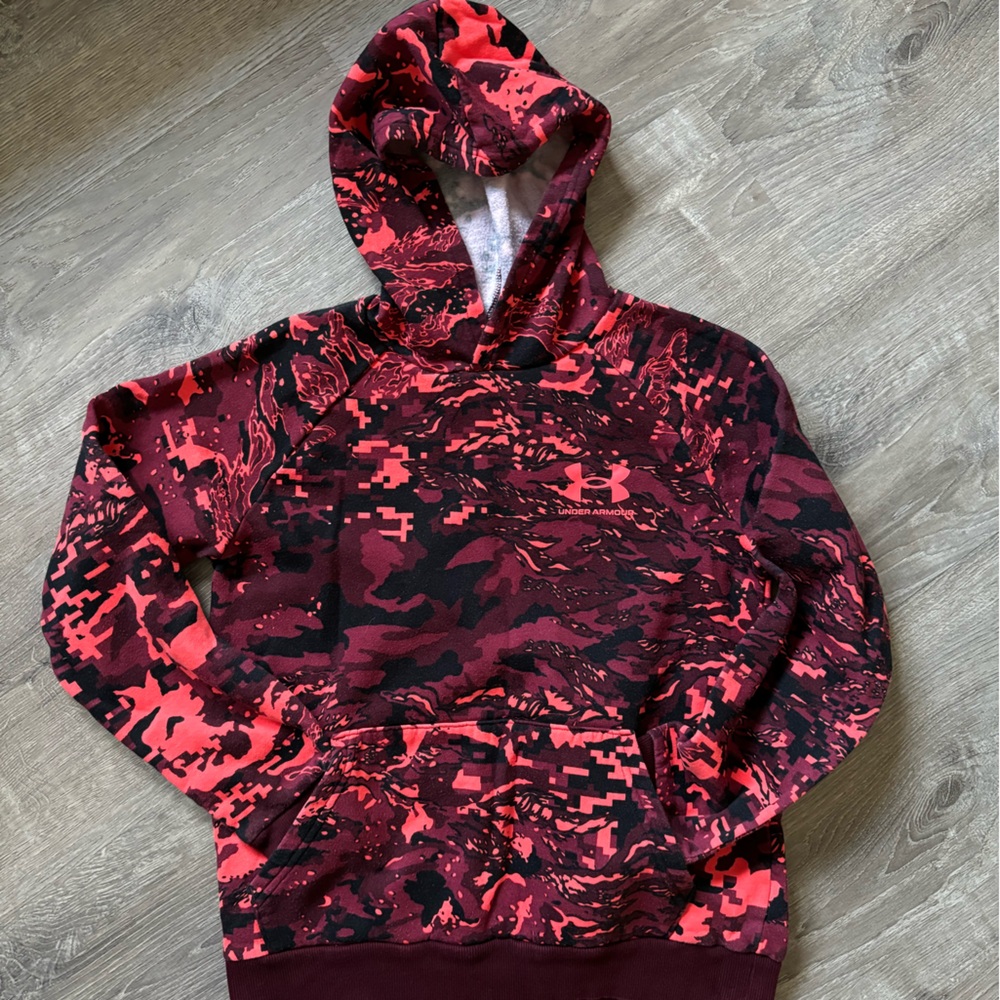 Boys Under Armour red camouflage sweatshirt
